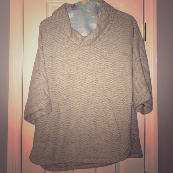 SALE SALE SALE 🔥🔥🔥 J. Crew Poncho