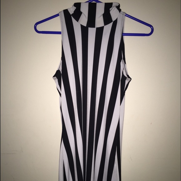 Black and white body con dress