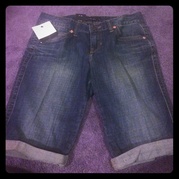 NWT Calvin Klein Shorts Size 6