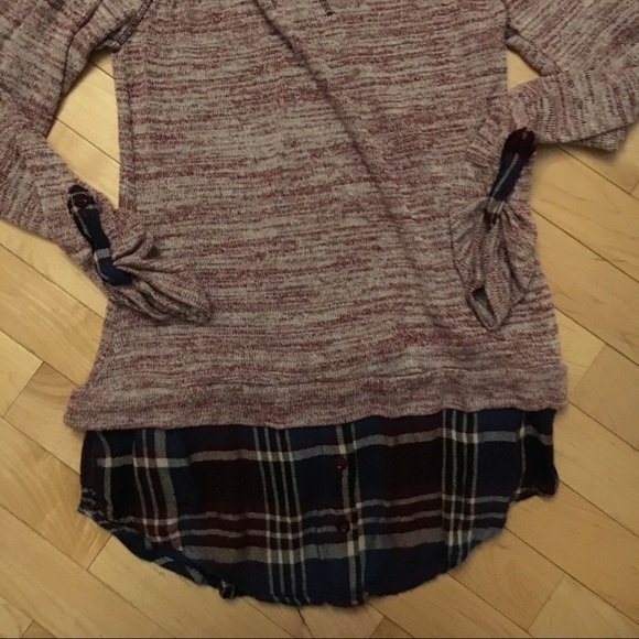 Plaid and burgundy - Picture 2 of 2
