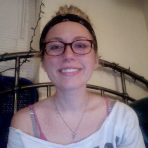 Meet your Posher, Lynzi