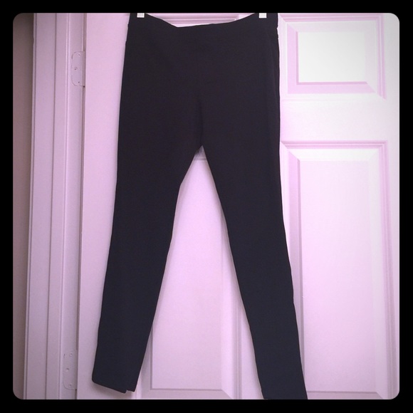 Black leggings