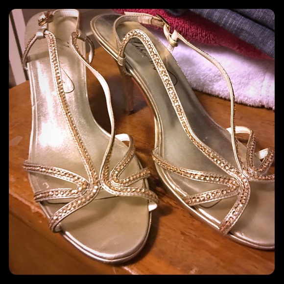 Michaelangelo Gold Formal Heels