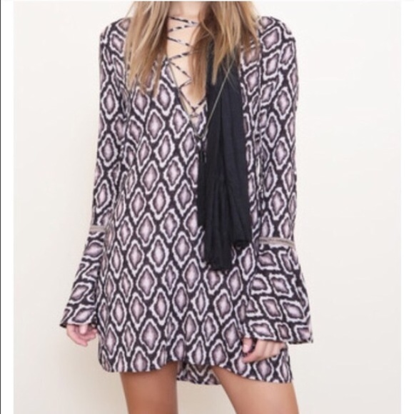 Snake print lace up dress - Picture 1 of 3