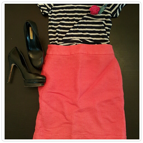 J. Crew Dresses & Skirts - J Crew pencil skirt