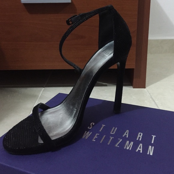 STUART WEITZMAN Nudist Sandals in Black!
