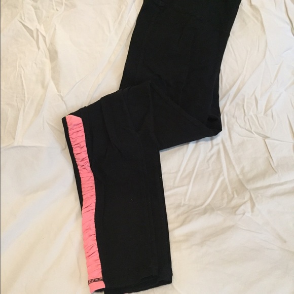 Two pairs workout pants