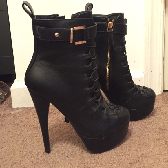JustFab Heeled Ankle Booties