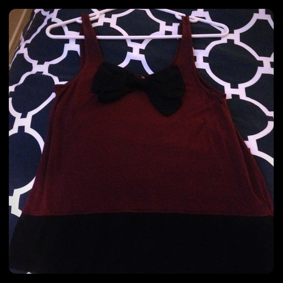 Burgundy H&M top