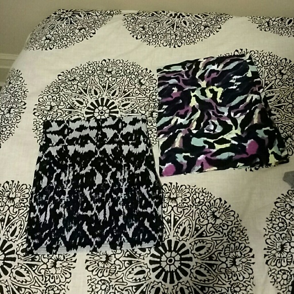 2 slimming skirts - Picture 1 of 3