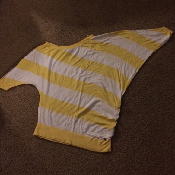 Sweater - Picture 3 of 3