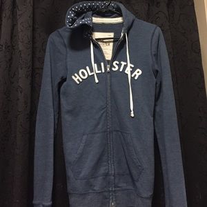 Hollister sweater