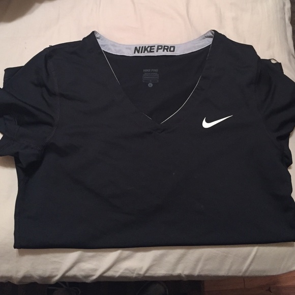 V-neck Nike pro workout shirt