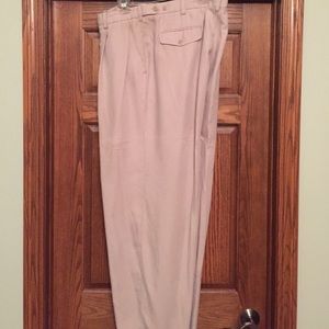 Izod houndstooth tan checked golf pants
