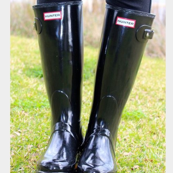 Tall Hunter Boots in Glossy Black