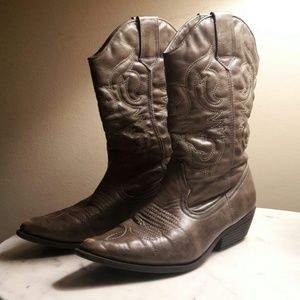 Mossimo gray cowboy boots