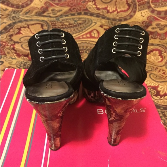 BCBGirls sling back suede snake print heels - Picture 3 of 4