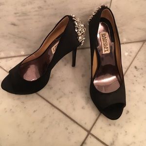Brand new Badgley Mischka pumps