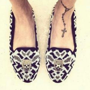 House of Harlow skull beaded flats!!