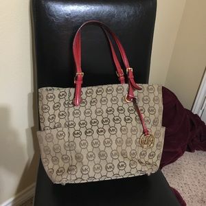 Michael Kors purse