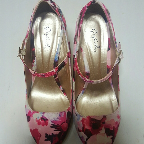 Floral Heel Shoes