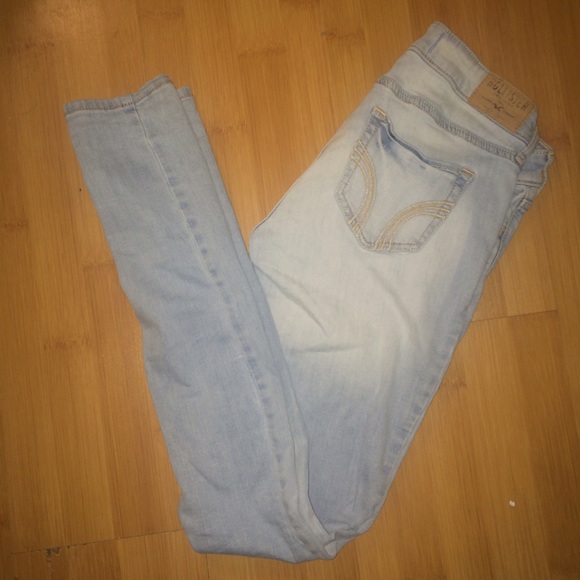 Hollister skinny jeans