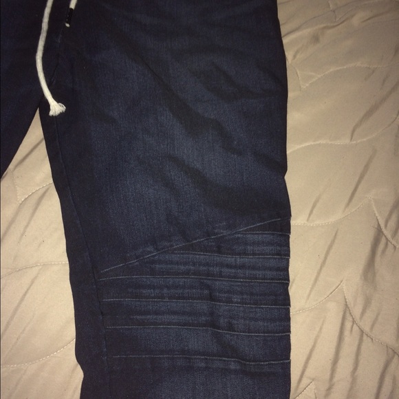 Elwood joggers