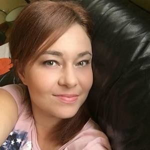 Meet your Posher, Adriana