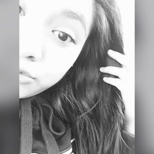 Meet your Posher, Ines