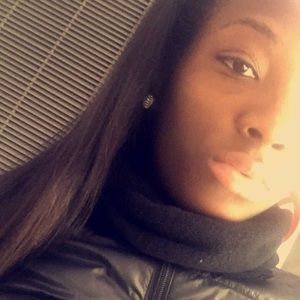 Meet your Posher, Carissa