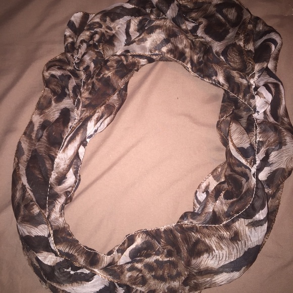 Sold on different site - Leopard Scarf