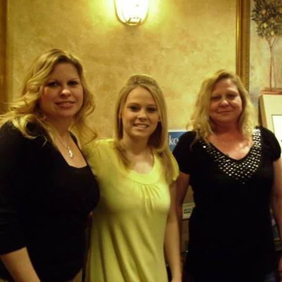 Meet your Posher, Cheryl - Picture 1 of 1