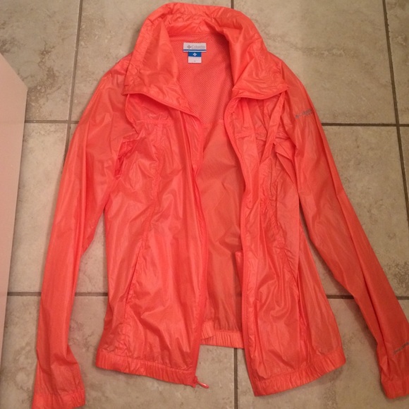 Columbia windbreaker jacket