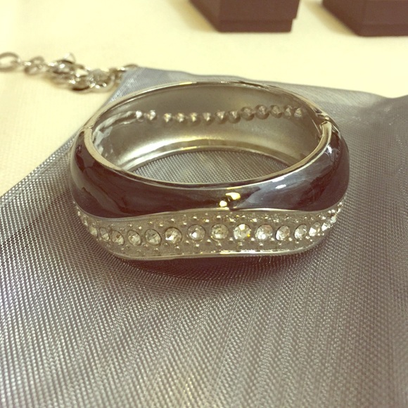 Black and diamond divine bracelet