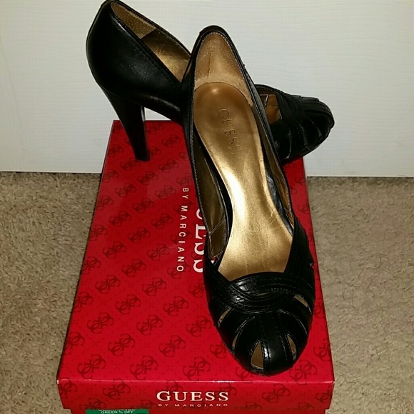 SOLD GUESS 'Myles' Sandal Pumps