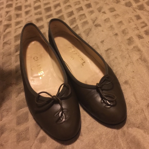 💯Authentic CHANEL Flats