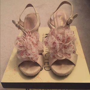 Summer floral wedges. Size 6.5