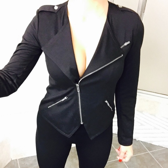 Zipper back sweater/jacket