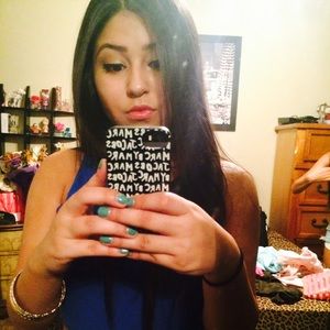 Meet your Posher, Zuni