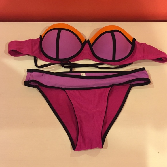 Adorable bikini ❤️