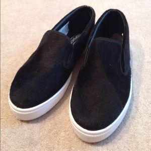 TopShop Black casual tennis shoe