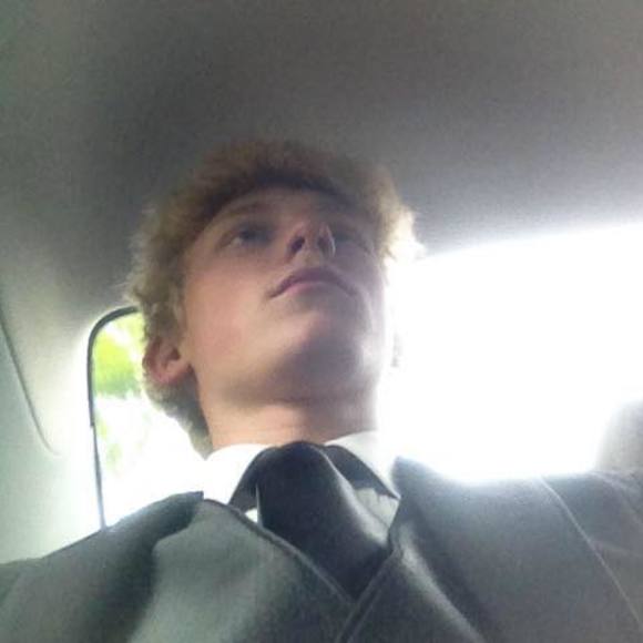 Meet your Posher, Christopher - Picture 1 of 1