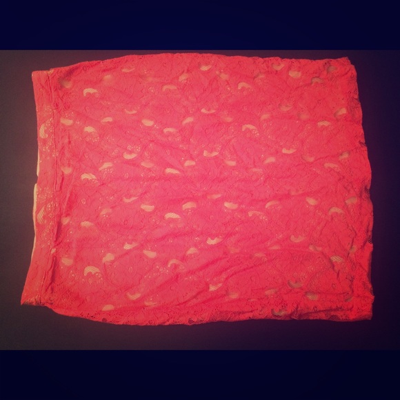 H&M Conscious Skirt , free addon to purchase!