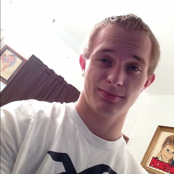 Meet your Posher, Joey - Picture 1 of 1