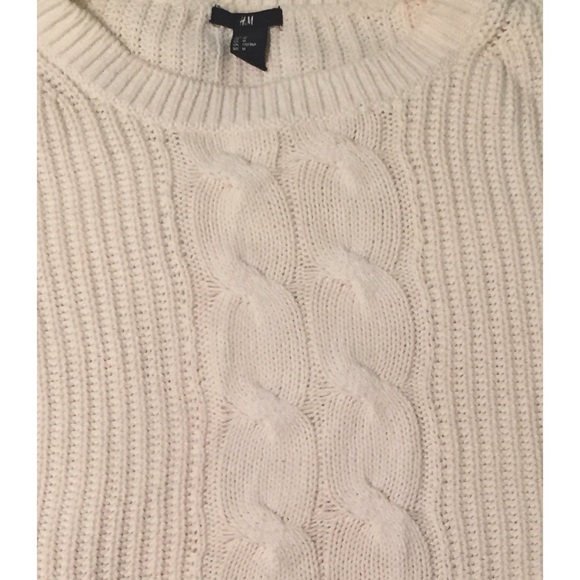 Cream Three-Quarter Sleeved Sweater