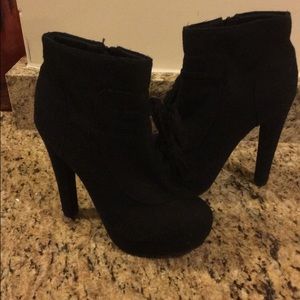 Black Booties With Tassels!😬