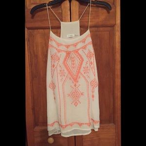 Tribal Top