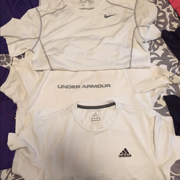 Bundle Men's Under Armour shirts