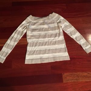 Beautiful WHBM top.. Worn 2 times.