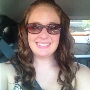 Meet your Posher, Molly